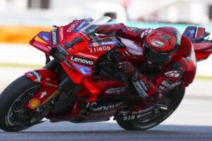 Pecco Bagnaia Harus Sapu Bersih Balapan Terakhir