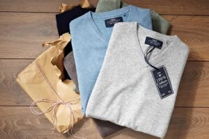 Tips Mudah Agar Baju Tak Berjamur