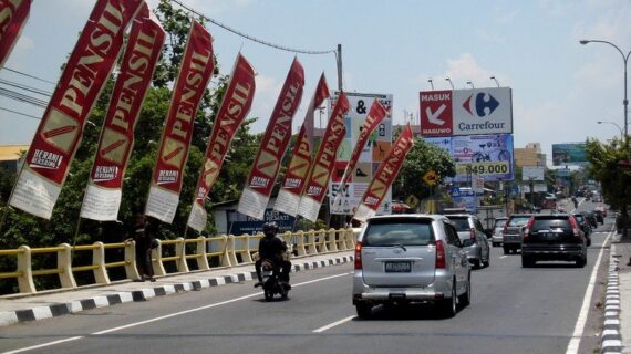 Asal Usul Umbul-Umbul, Lengkap dengan Fungsinya